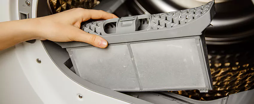 Signs Of A Clogged Dryer Lint Trap in Damascus, Maryland